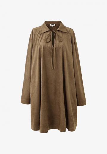 Короткое платье