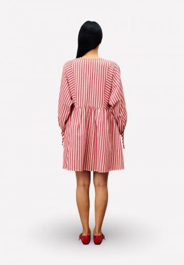 Короткое платье