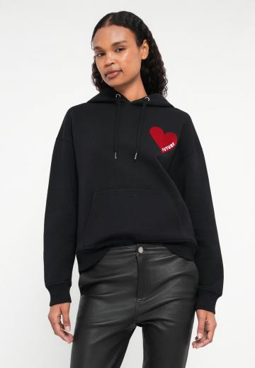 Пуловер с капюшоном