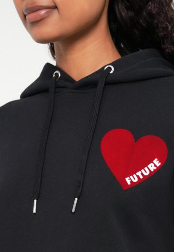 Пуловер с капюшоном