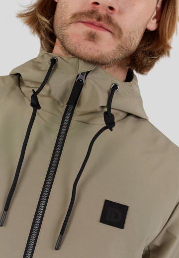 Куртка-дождевик