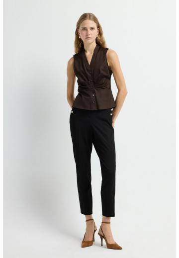 Блузка без рукавов