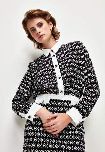 Жаккардовая вязаная кофта