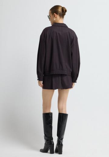 Куртка с накладнымит карманами