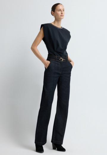 Клешеные джинсы