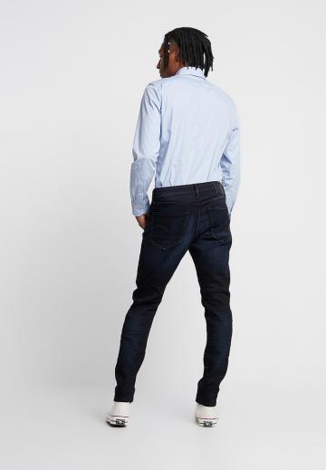 Узкие джинсы