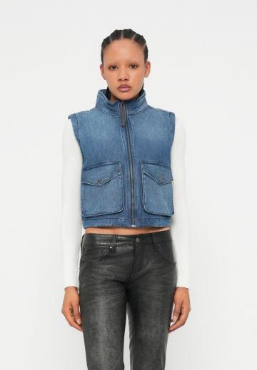 Джинсовая жилетка