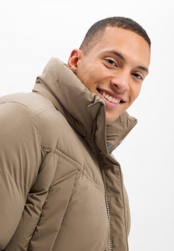 Зимняя куртка