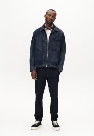 Узкие джинсы