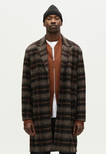 Шерстяное пальто