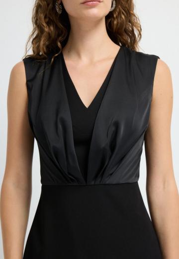 Платье футляр