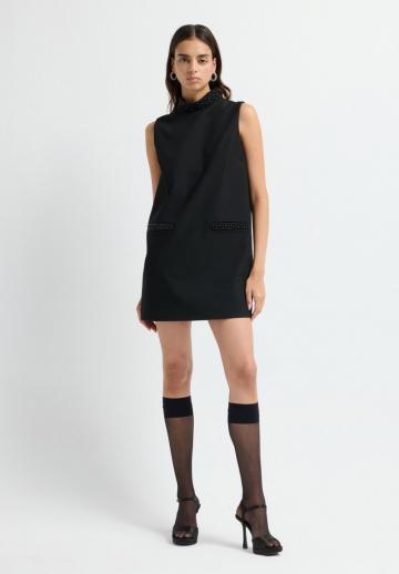 Короткое платье