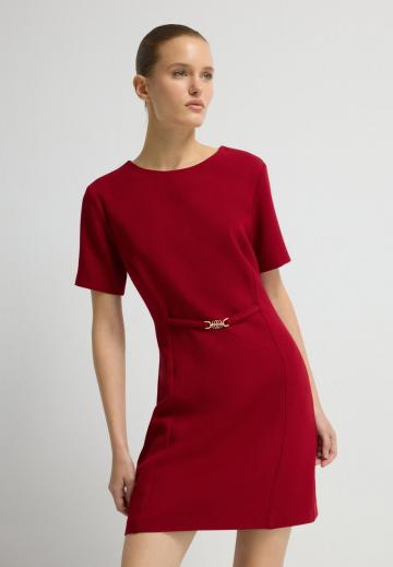 Короткое платье