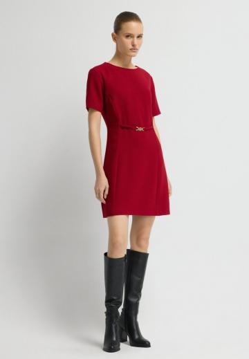 Короткое платье