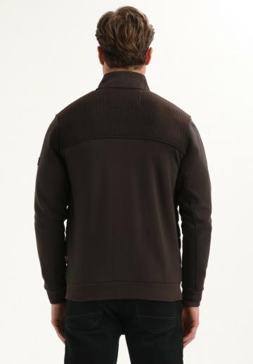 Вязаная кофта