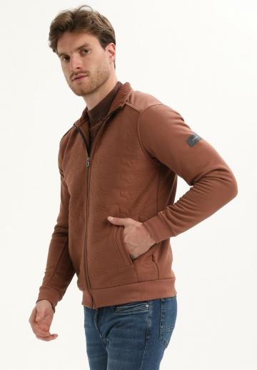 Вязаная кофта