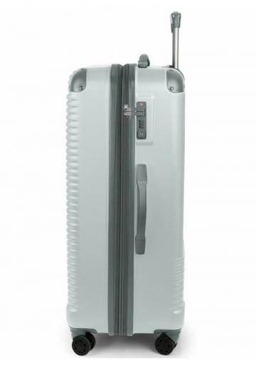 Чемодан на колесах