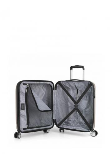 Чемодан на колесах