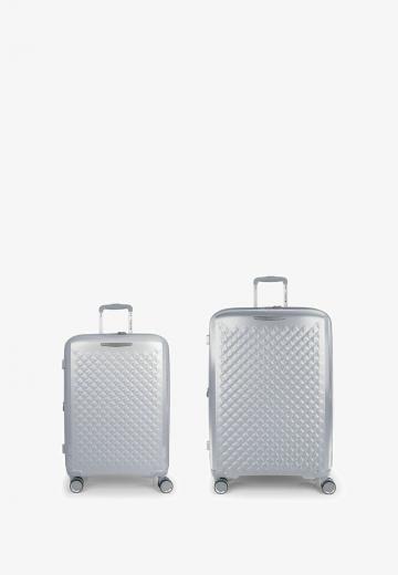 Набор чемоданов