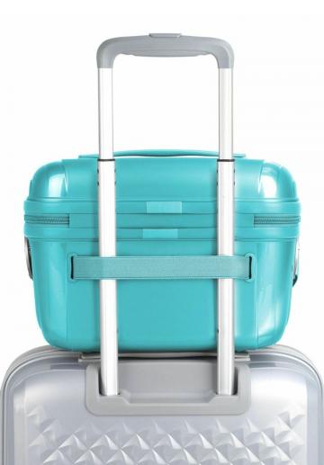 Набор чемоданов