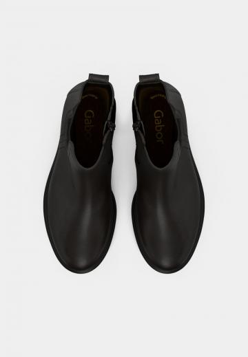 Полусапожки на высоком каблуке