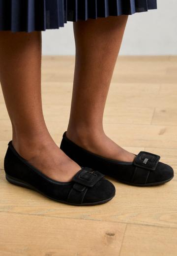 Спортивные балетки