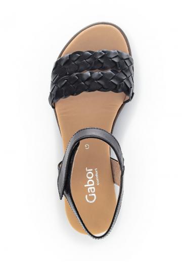 Босоножки на танкетке