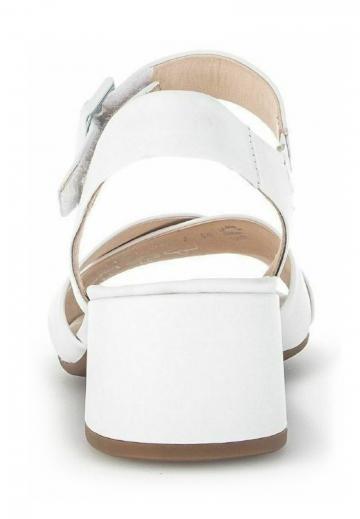 Гандбольные кроссовки