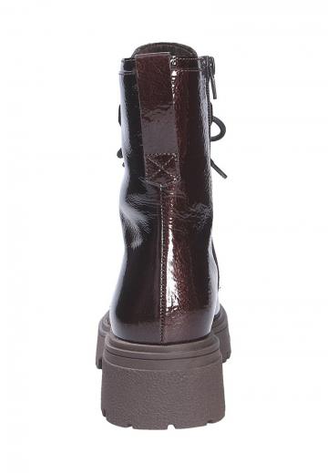 Ботинки на шнуровке