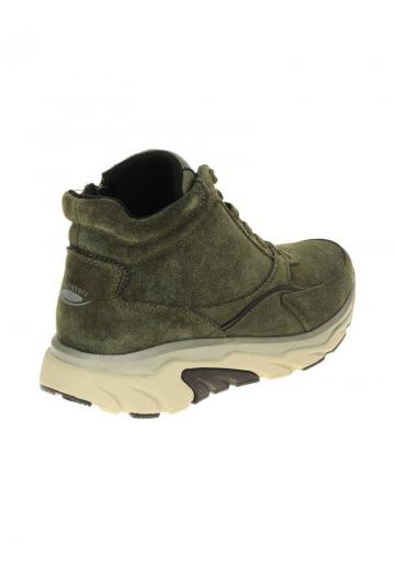 Ботинки на шнуровке