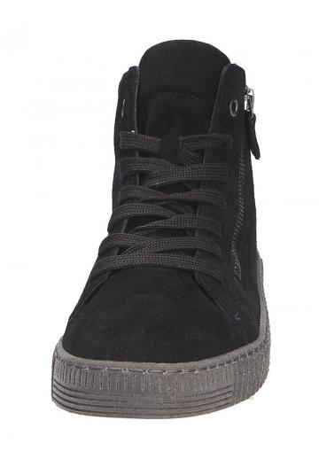 Ботинки на шнуровке