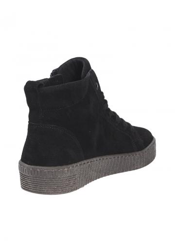 Ботинки на шнуровке