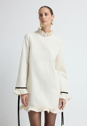 Короткое платье