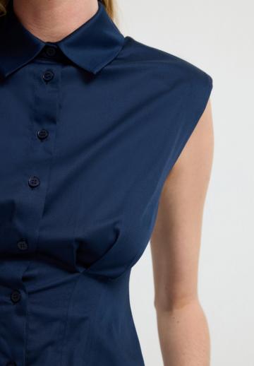 Блузка без рукавов