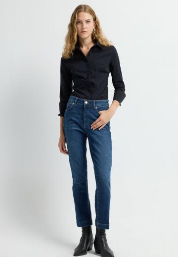 Короткие джинсы