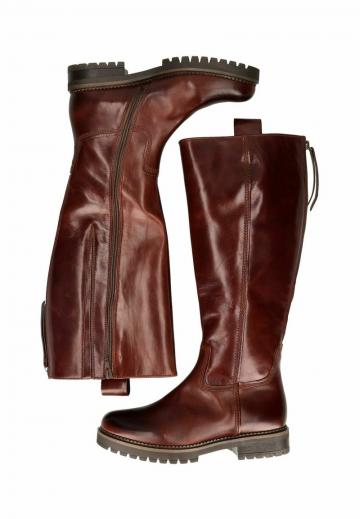 Широкие сапоги