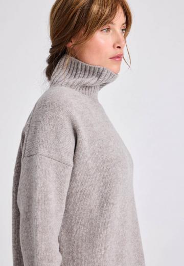 Длинный пуловер