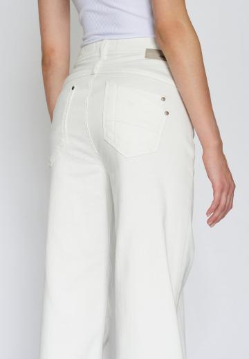 Клешеные джинсы