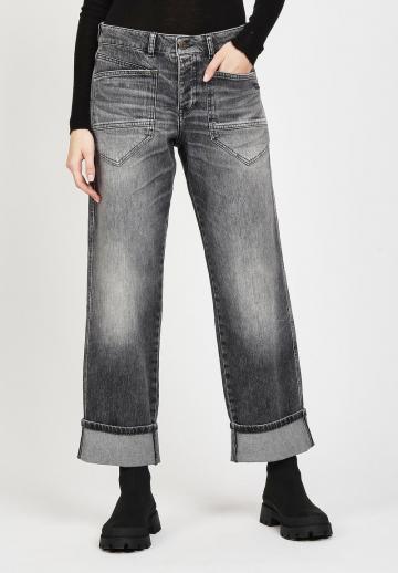 Свободные джинсы