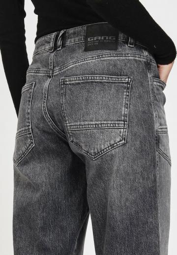 Свободные джинсы