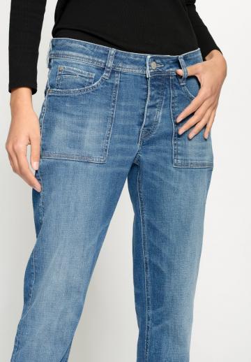 Короткие джинсы