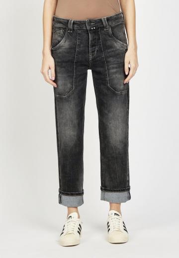 Короткие джинсы