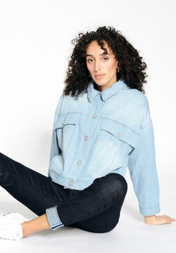 Джинсовая куртка