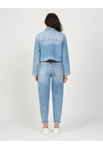 Джинсовая куртка