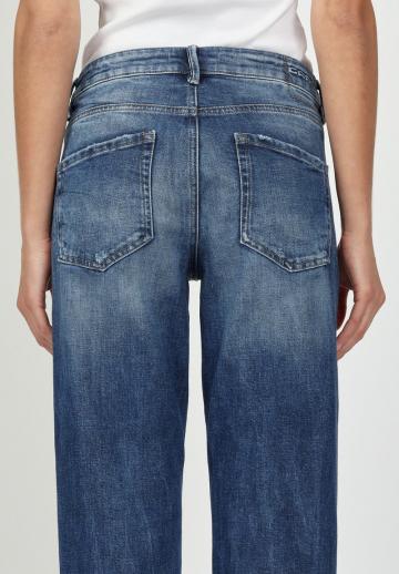 Короткие джинсы