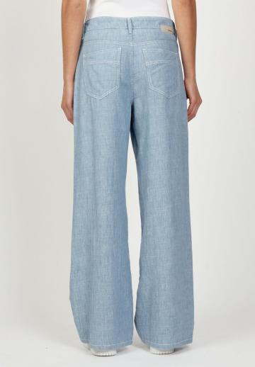 Свободные джинсы