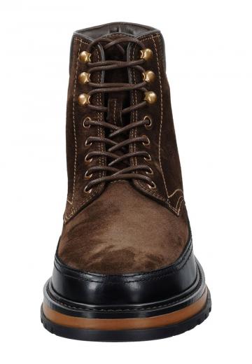 Ботинки на шнуровке
