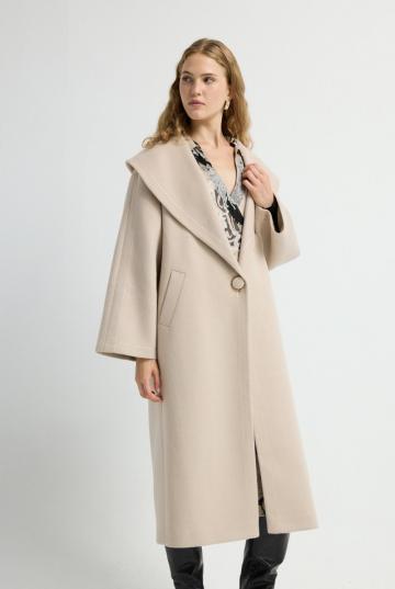 Шерстяное пальто