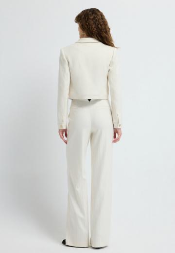 Короткая куртка