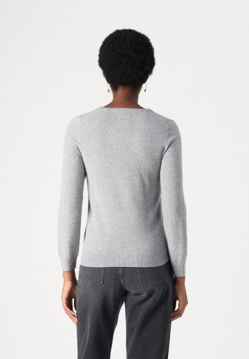 Пуловер с рукавом три четверти